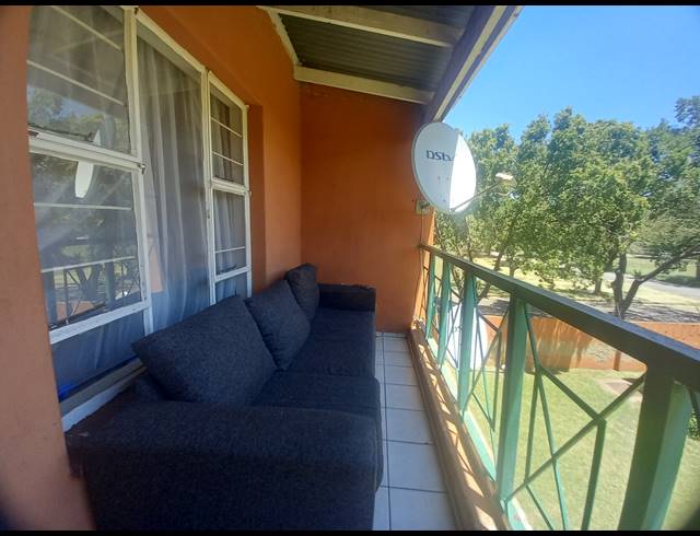 3 BEDROOM APARTMENT FOR SALE IN BOKSBURG CENTRAL